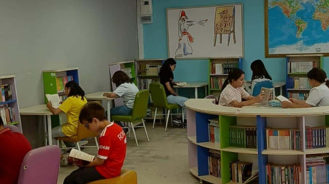 OKULUN KALBİ KÜTÜPHANELER